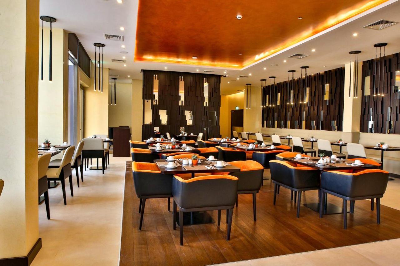 Four Points By Sheraton Production City, דובאי מראה חיצוני תמונה