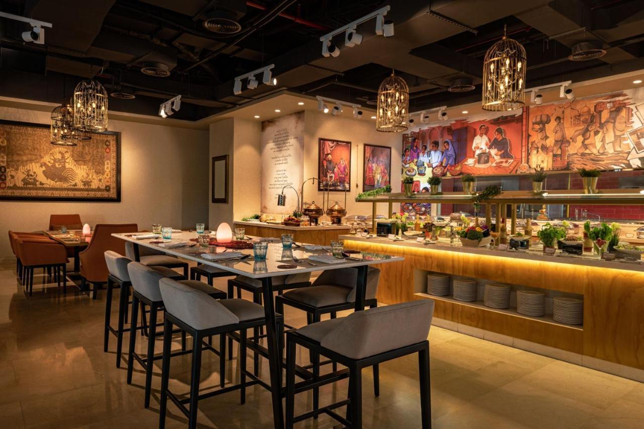 Four Points By Sheraton Production City, דובאי מראה חיצוני תמונה