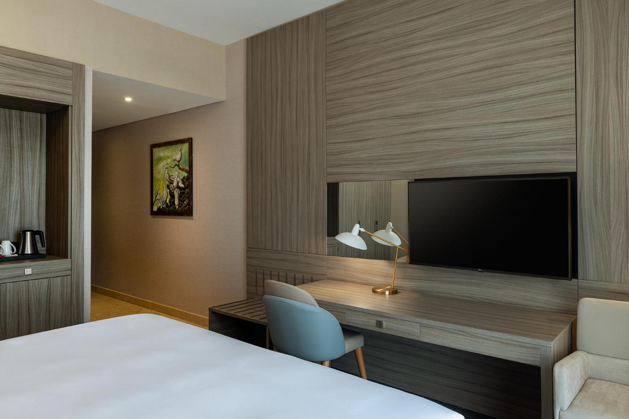 Four Points By Sheraton Production City, דובאי מראה חיצוני תמונה