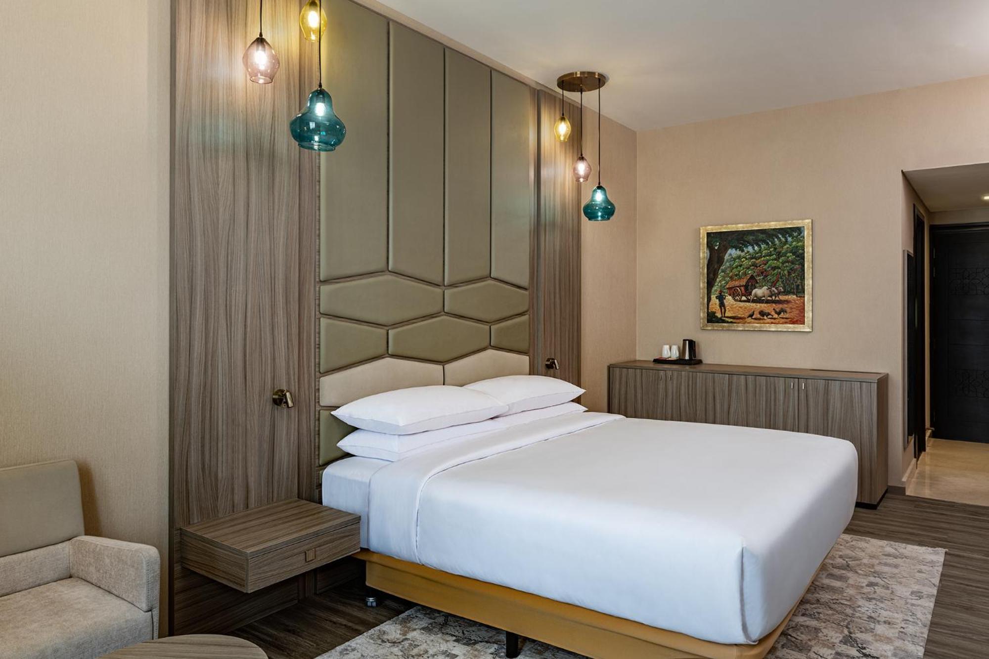 Four Points By Sheraton Production City, דובאי מראה חיצוני תמונה